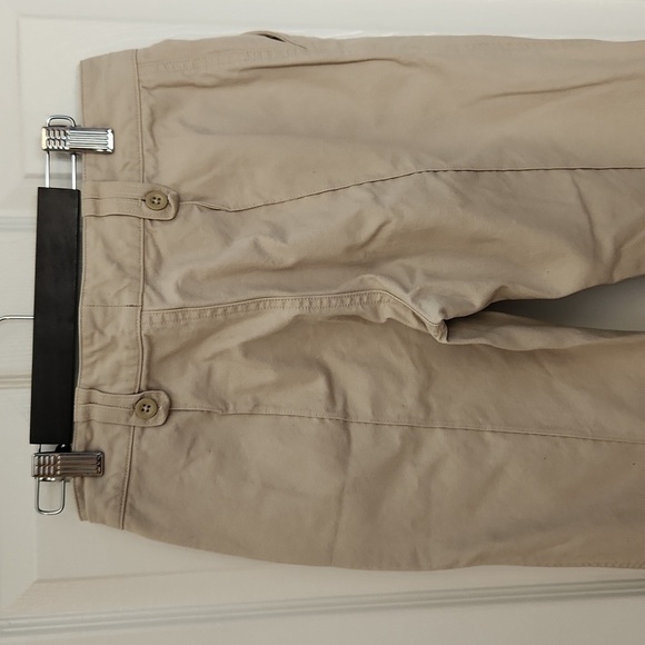Vintage GAP Khaki Pants - Picture 9 of 12